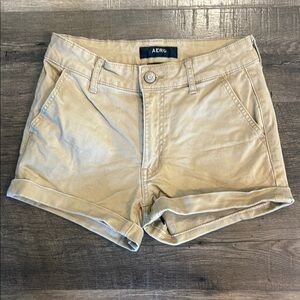 Aeropostale High Rise Midi Beige Shorts size 2